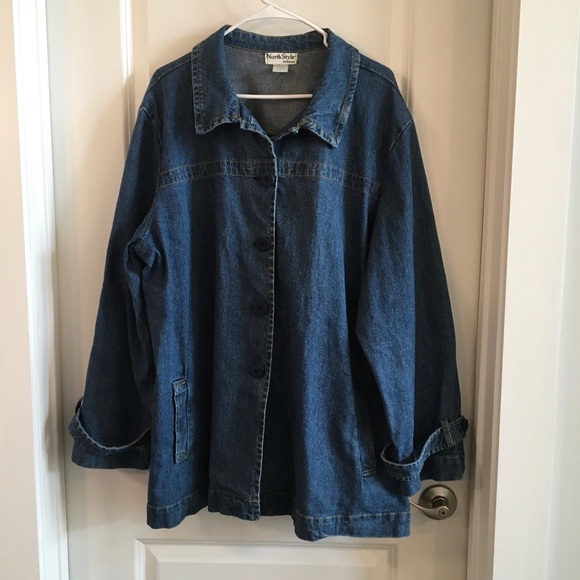 NorthStyle Women's Blue Denim Shacket - Picture 1 of 5